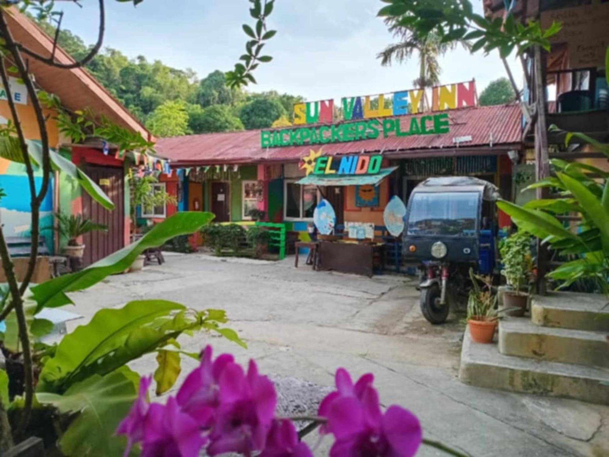 Paradise Budget Palawan Hostel El Nido Bagian luar foto
